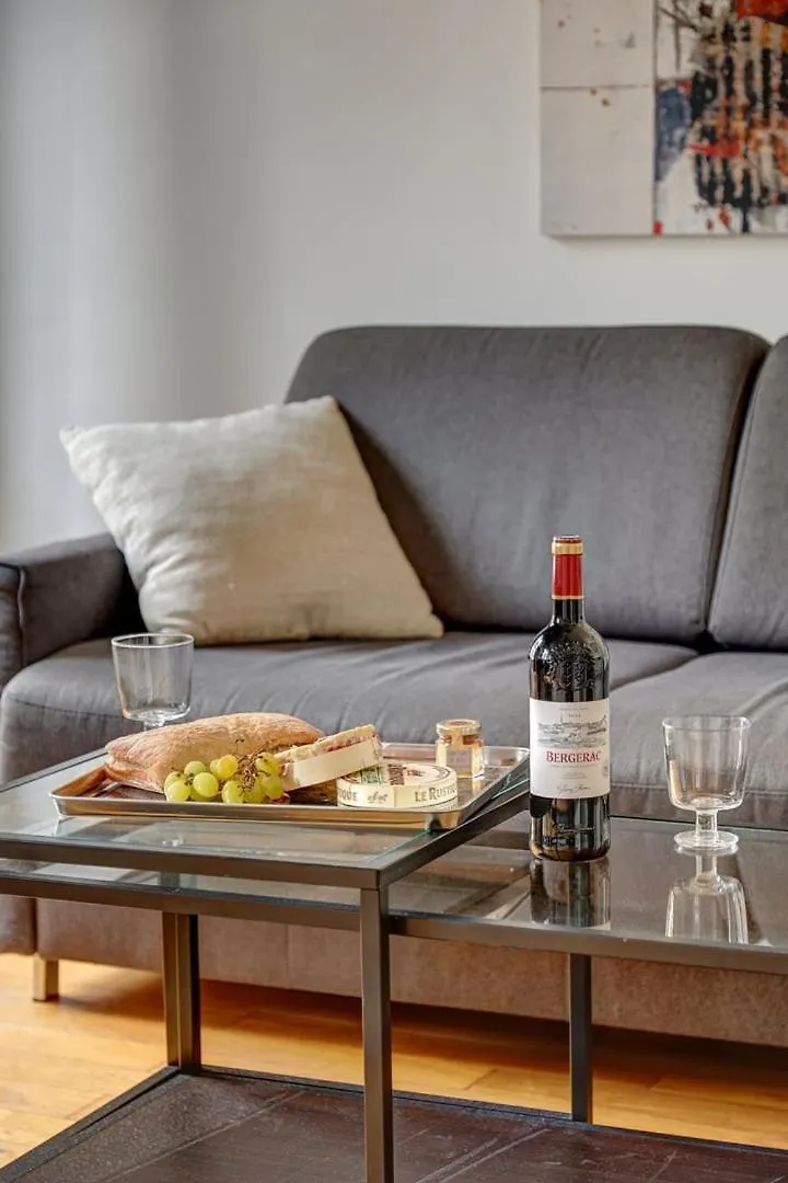 394 Suite Biot 9 - Superbe Appartement A Paris 0*,