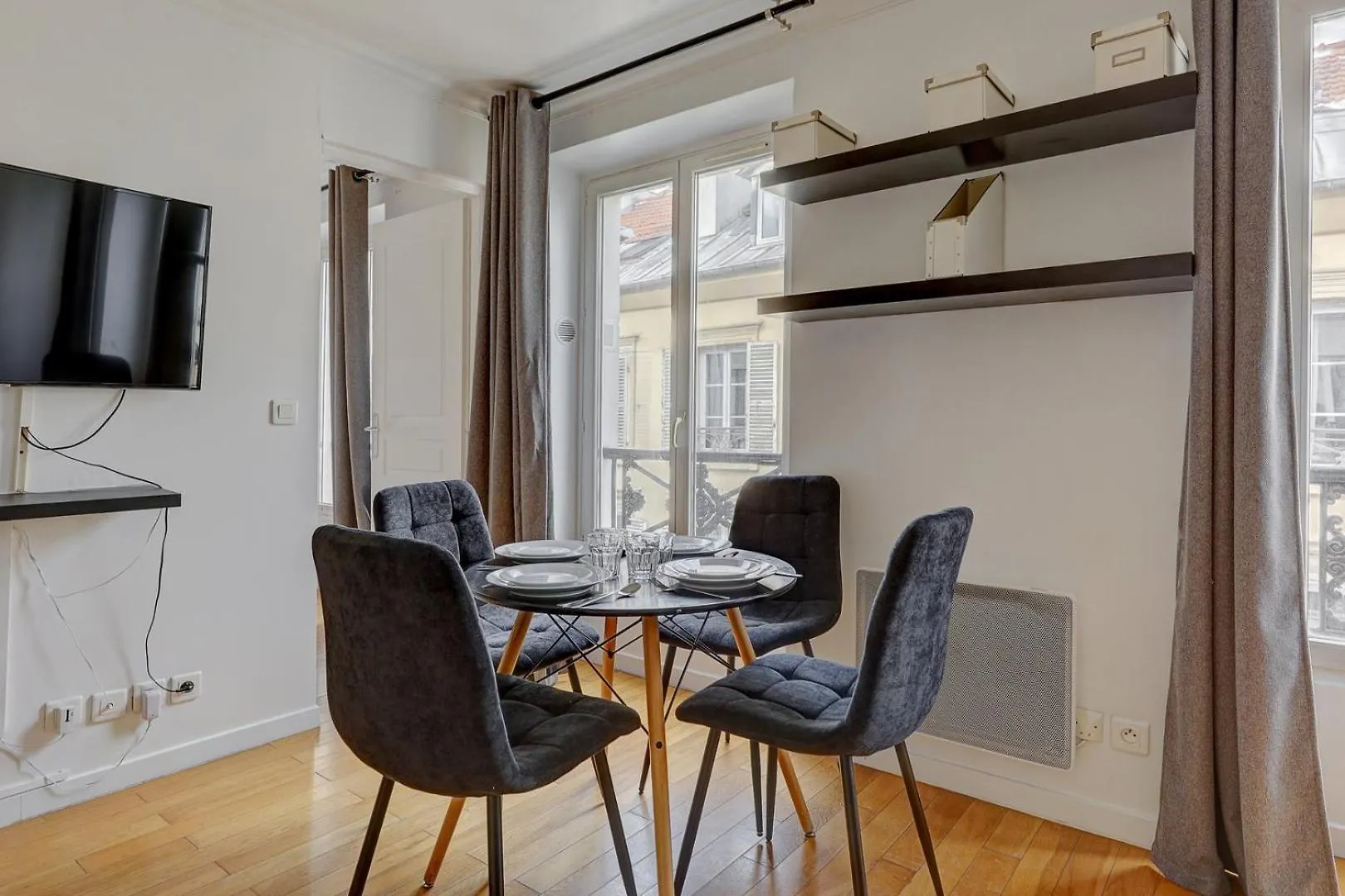 394 Suite Biot 9 - Superbe Appartement A Paris